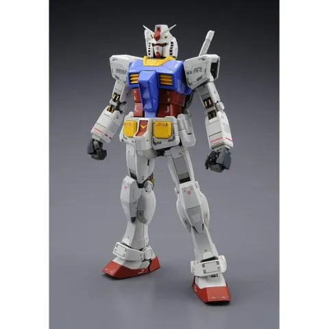 Bandai Hobby Gundam RX-78-2 Ver 3.0 MG 1/100 Model Kit