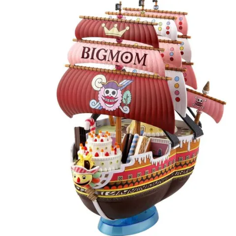 Bandai Hobby One Piece Grand Ship Collection Queen Mama Chanter Model Kit