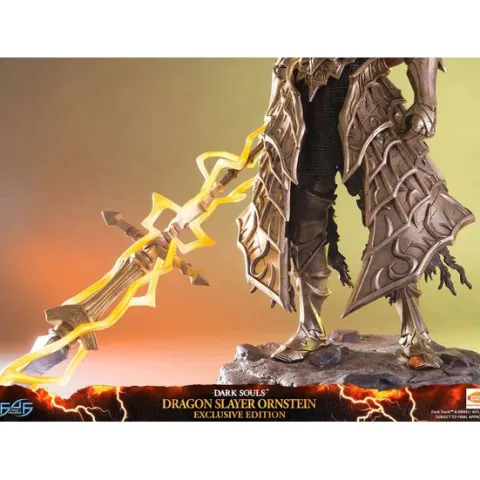 First 4 Figures Dark Souls Dragon Slayer Ornstein Exclusive Edition 26.5" Resin Statue